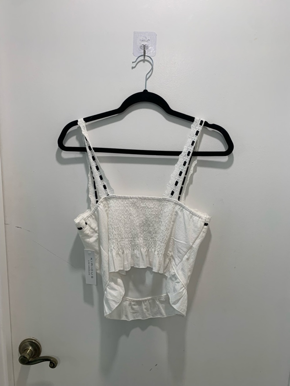 a Kirious Los Angeles Chic White Lace Trim Tank Top. - Picture 5 of 5